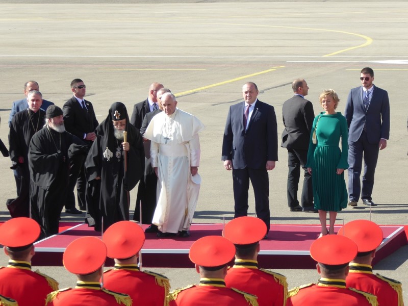 Papst Franziskus ist in Georgien angekommen, der ersten Station seiner 16. Auslandsreise. (Quelle: Erbacher)