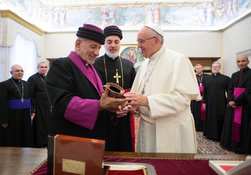 Am Donnerstag hatte sich der Papst mit dem Oberhaupt der syrisch-orthodoxen Kirche , Mar Gewargis III. (l) getroffen. (Quelle: ap)