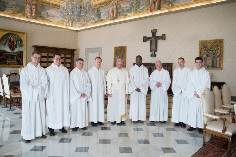 Heute war ein "Ökumenetag" im Vatikan. Papst Franziskus traf sich auch mit Vertretern der Gemeinschaft von Taizé. (Quelle: ap)